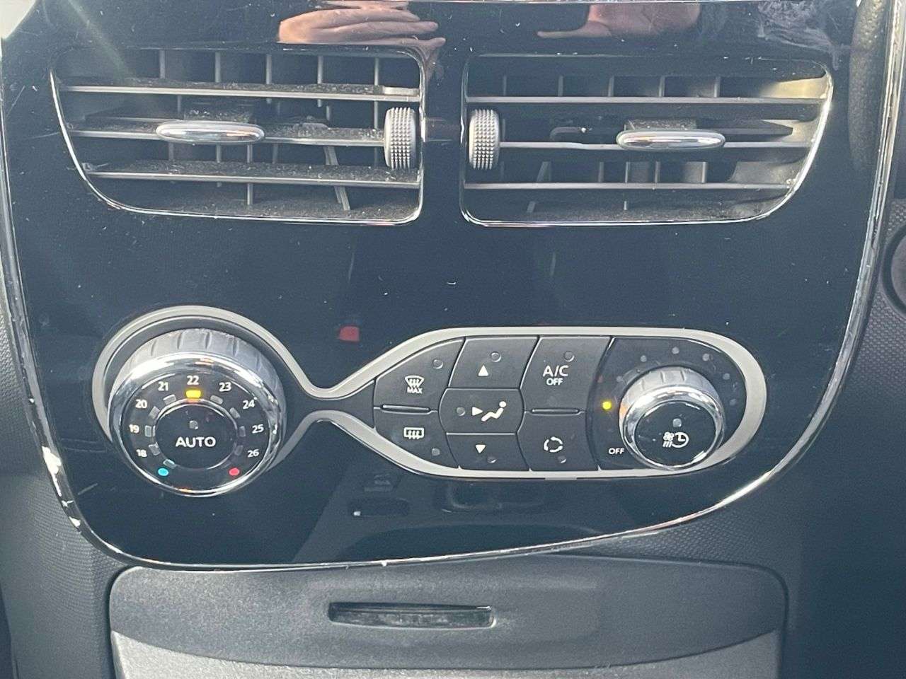 2019 RENAULT ZOE 2019 RENAULT ZOE