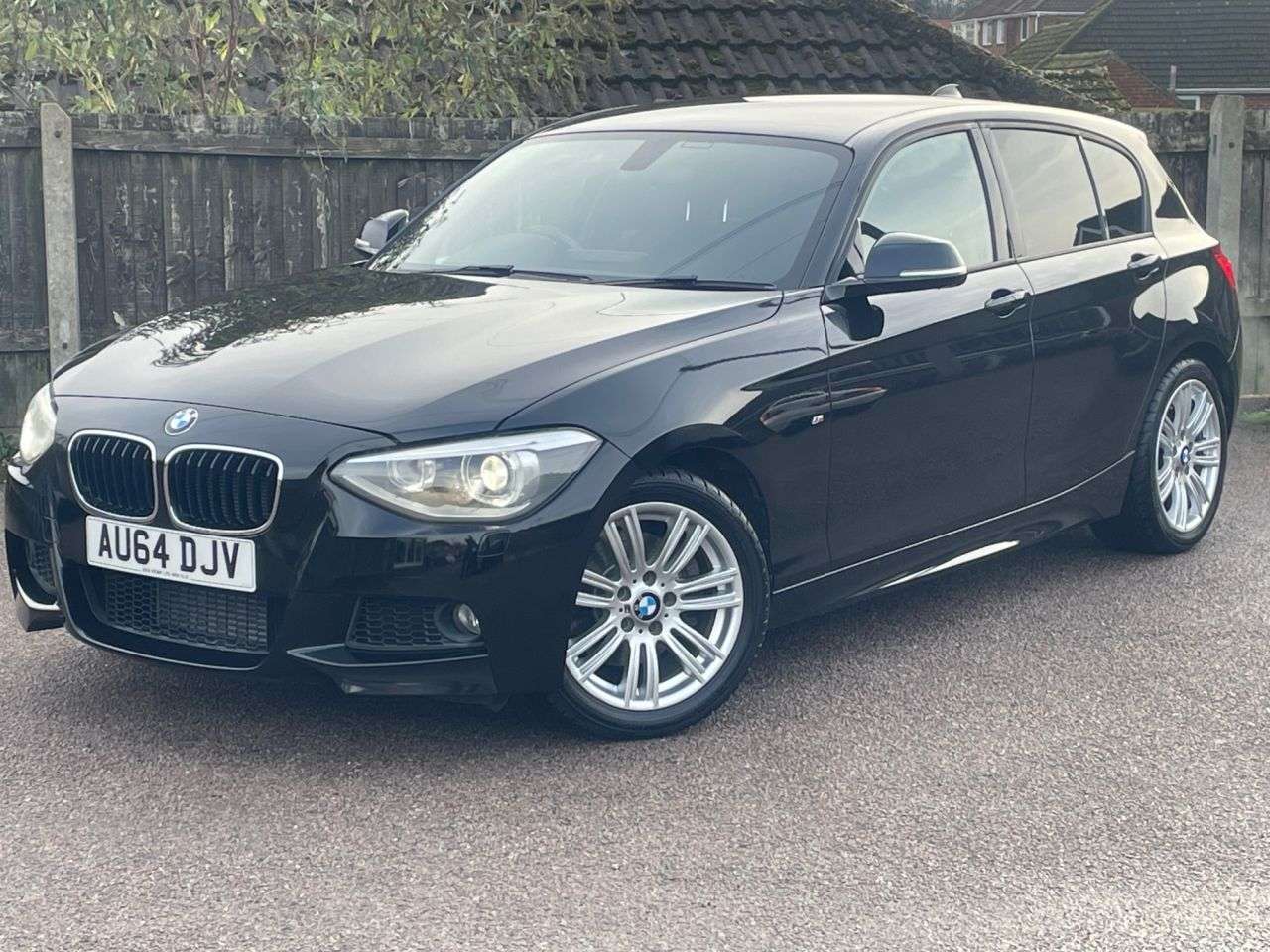 A 2014 BMW 1 SERIES 1.6 116i Sport Hatchback 5dr Petrol Auto Euro 5 (s/s) (136 ps) A 2014 BMW 1 SERIES 1.6 116i Sport Hatchback 5dr Petrol Auto Euro 5 (s/s) (136 ps)