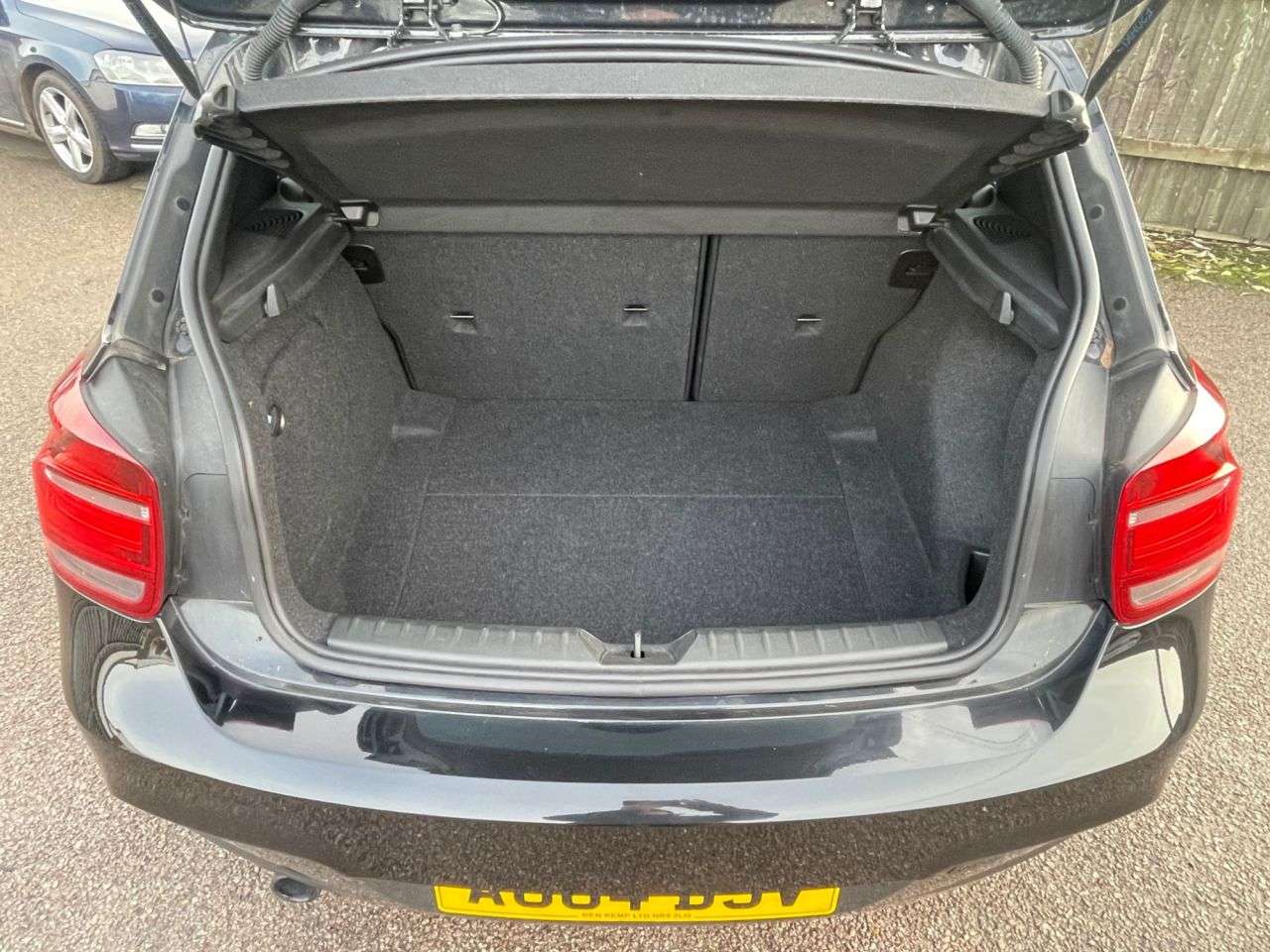 A 2014 BMW 1 SERIES 1.6 116i Sport Hatchback 5dr Petrol Auto Euro 5 (s/s) (136 ps) A 2014 BMW 1 SERIES 1.6 116i Sport Hatchback 5dr Petrol Auto Euro 5 (s/s) (136 ps)