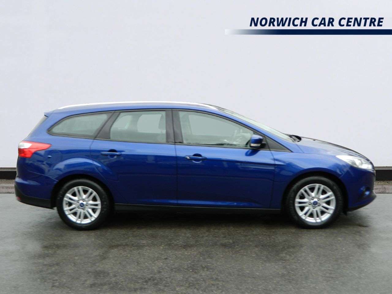 A 2014 FORD FOCUS 1.6 TDCi Edge Estate 5dr Diesel Manual Euro 5 (s/s) (95 ps) 6 SPEED CD PLAY A 2014 FORD FOCUS 1.6 TDCi Edge Estate 5dr Diesel Manual Euro 5 (s/s) (95 ps) 6 SPEED CD PLAY