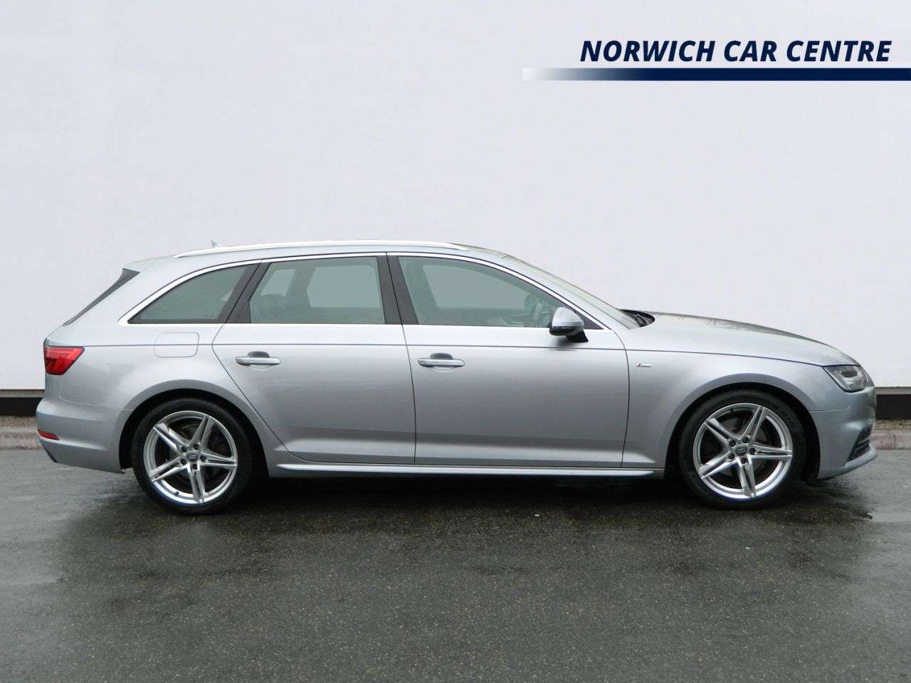 A 2016 AUDI A4 AVANT 2.0 TDI S line Estate 5dr Diesel S Tronic Euro 6 (s/s) (150 ps) HEATED SPOR A 2016 AUDI A4 AVANT 2.0 TDI S line Estate 5dr Diesel S Tronic Euro 6 (s/s) (150 ps) HEATED SPOR