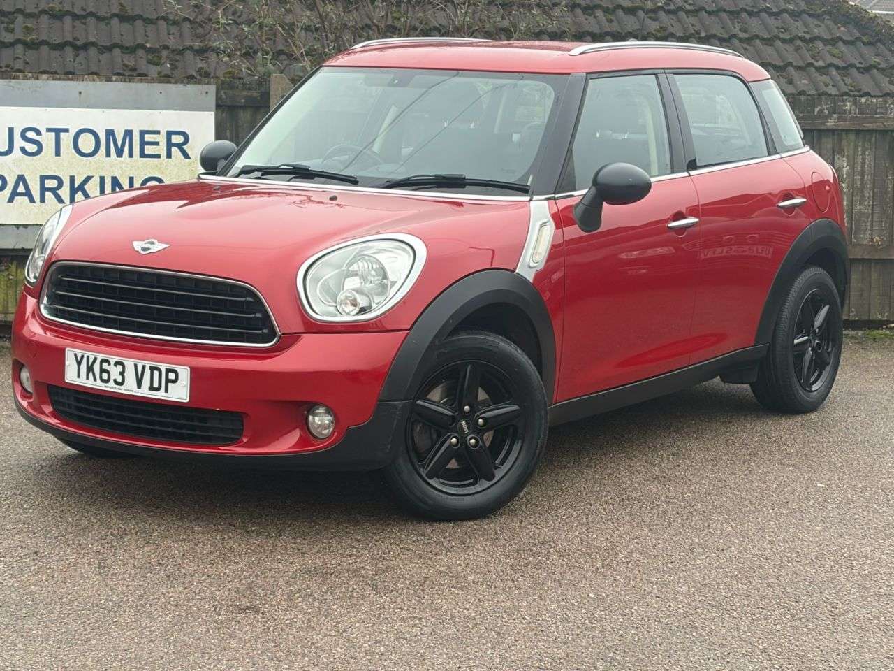 A 2013 MINI COUNTRYMAN 1.6 One SUV 5dr Petrol Manual Euro 6 (s/s) (98 ps) A 2013 MINI COUNTRYMAN 1.6 One SUV 5dr Petrol Manual Euro 6 (s/s) (98 ps)
