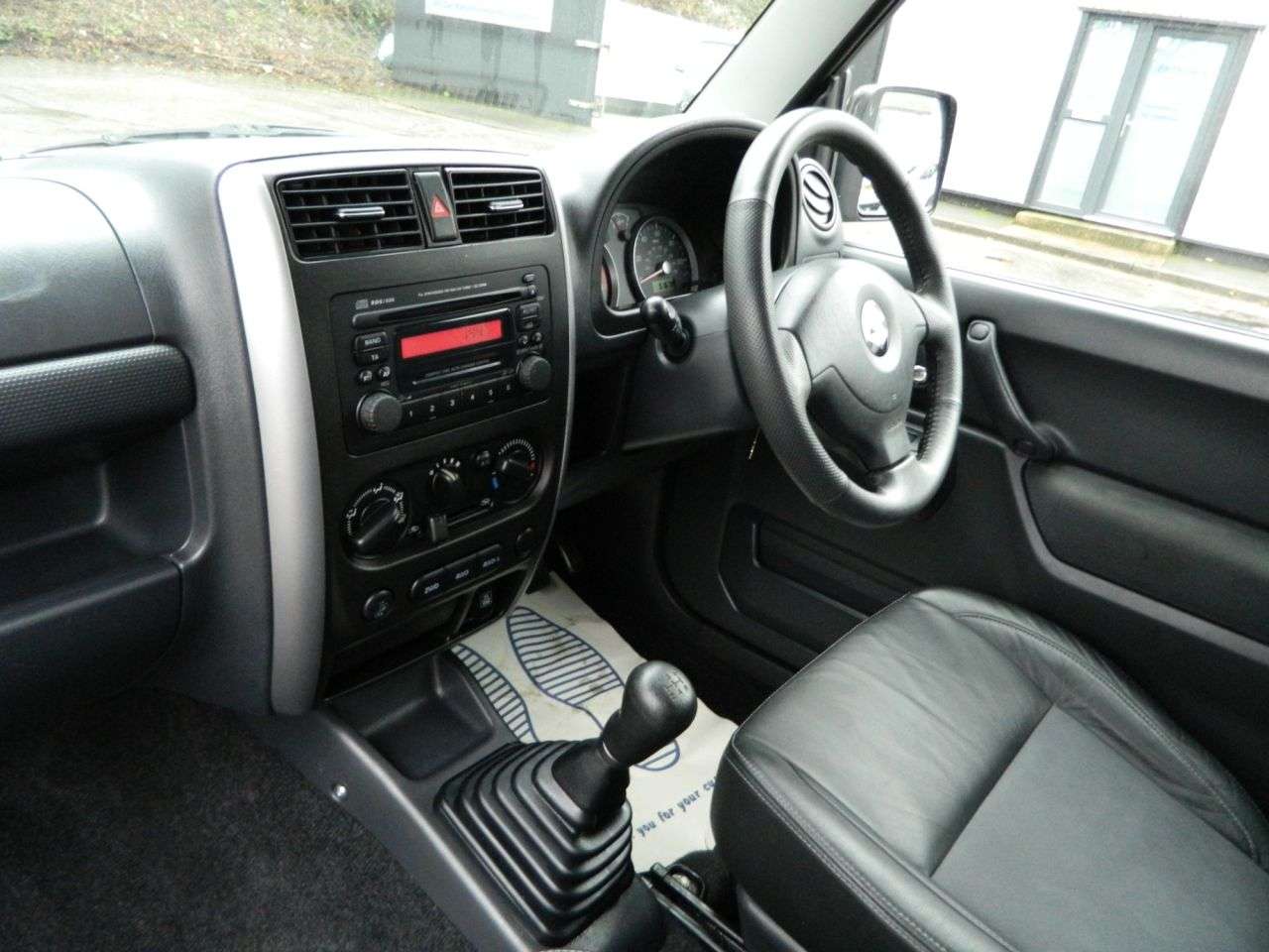 2010 SUZUKI JIMNY 2010 SUZUKI JIMNY