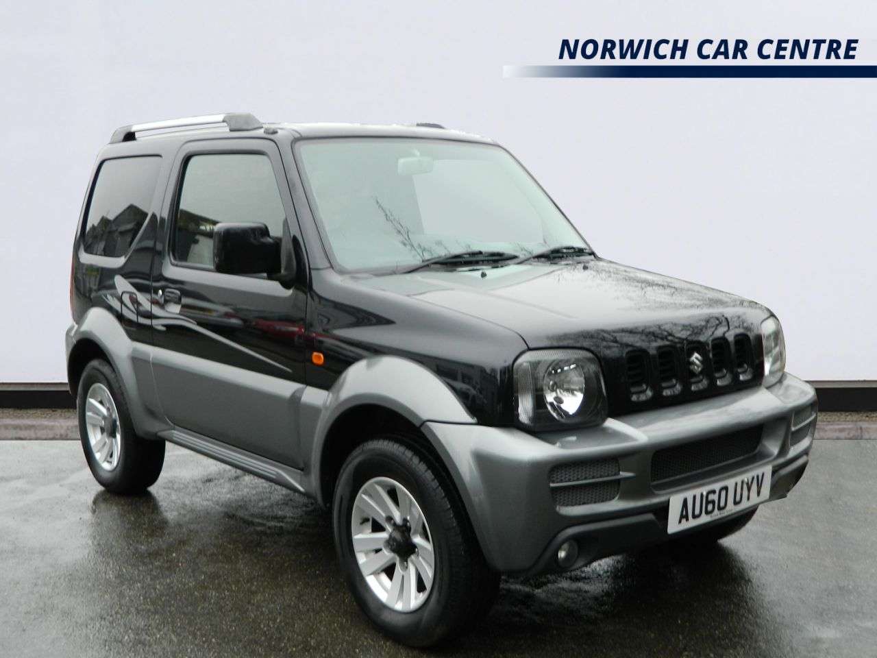 A 2010 SUZUKI JIMNY 1.3 SZ4 SUV 3dr Petrol Manual (171 g/km, 83 bhp) CD PLAYER 2 KEYS FRONT & R A 2010 SUZUKI JIMNY 1.3 SZ4 SUV 3dr Petrol Manual (171 g/km, 83 bhp) CD PLAYER 2 KEYS FRONT & R