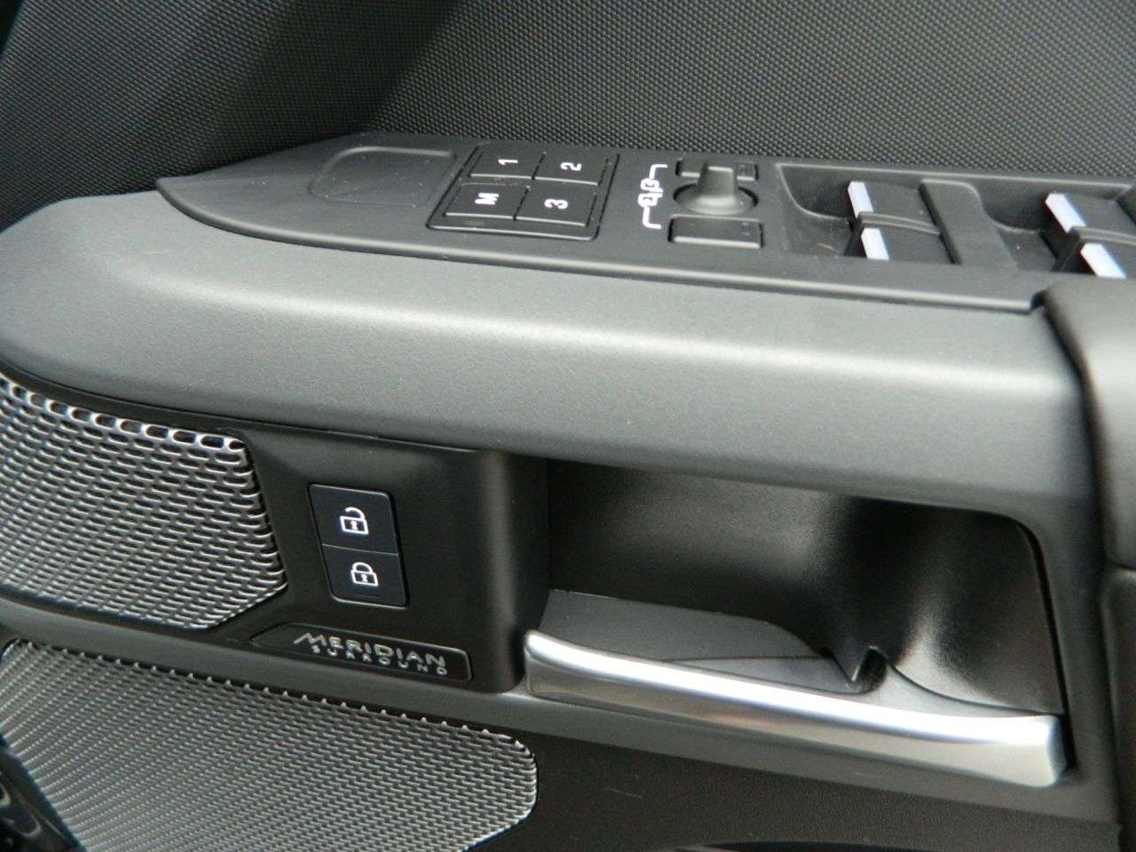 2023 LAND ROVER DEFENDER 2023 LAND ROVER DEFENDER