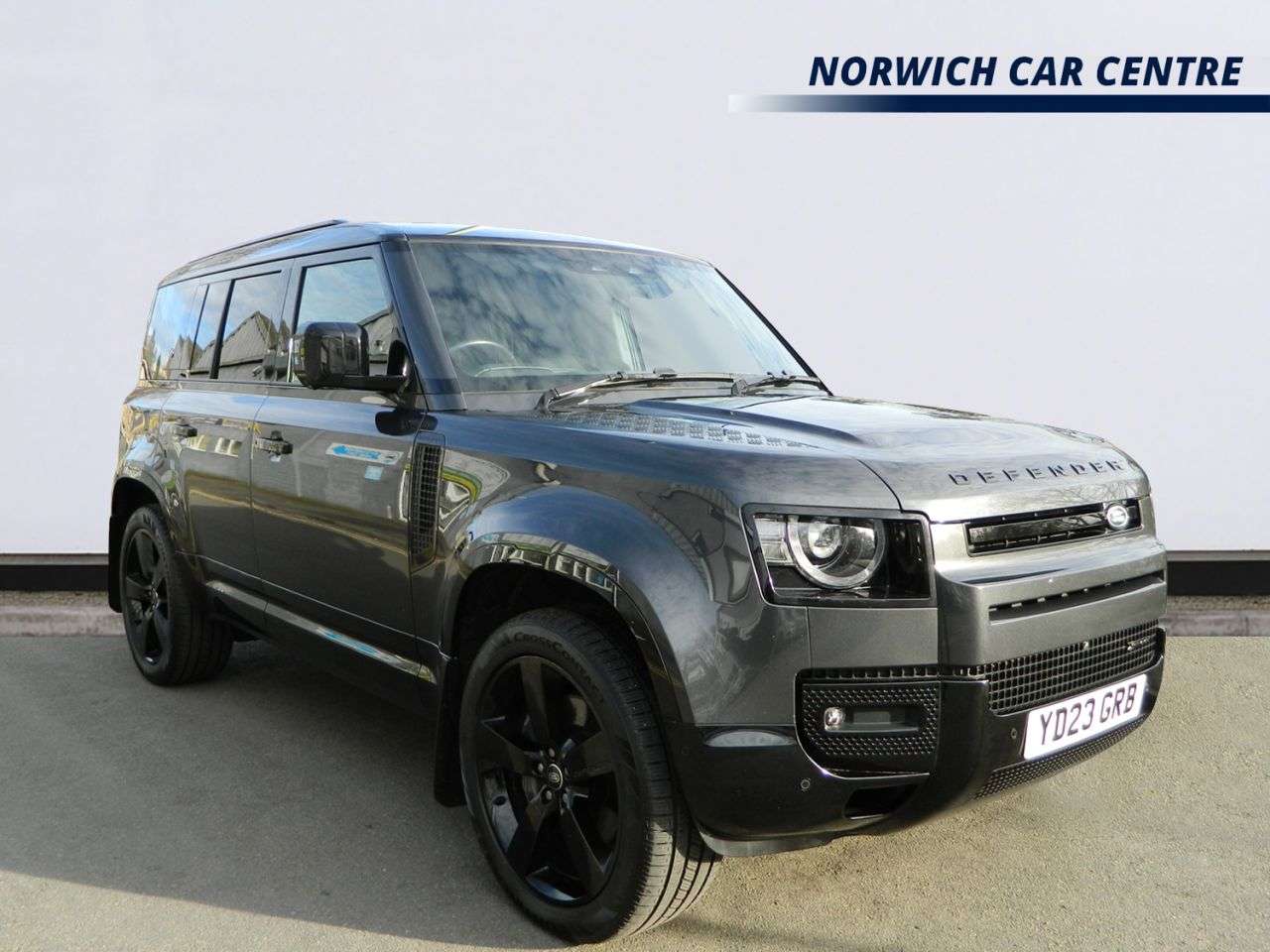 A 2023 LAND ROVER DEFENDER 3.0 D250 MHEV X-Dynamic HSE SUV 5dr Diesel Auto 4WD Euro 6 (s/s) (250 ps) P A 2023 LAND ROVER DEFENDER 3.0 D250 MHEV X-Dynamic HSE SUV 5dr Diesel Auto 4WD Euro 6 (s/s) (250 ps) P