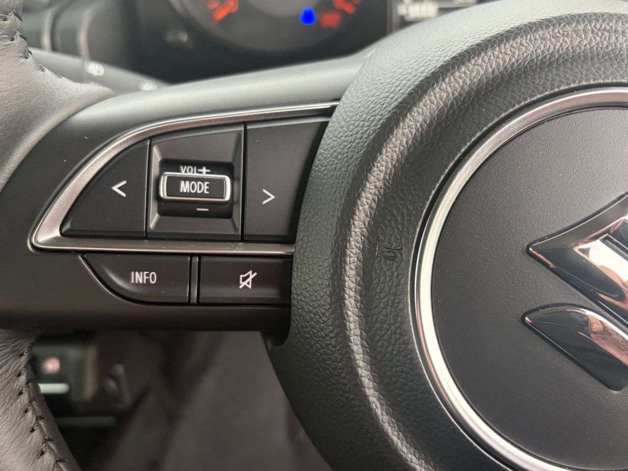 2025 SUZUKI JIMNY 2025 SUZUKI JIMNY