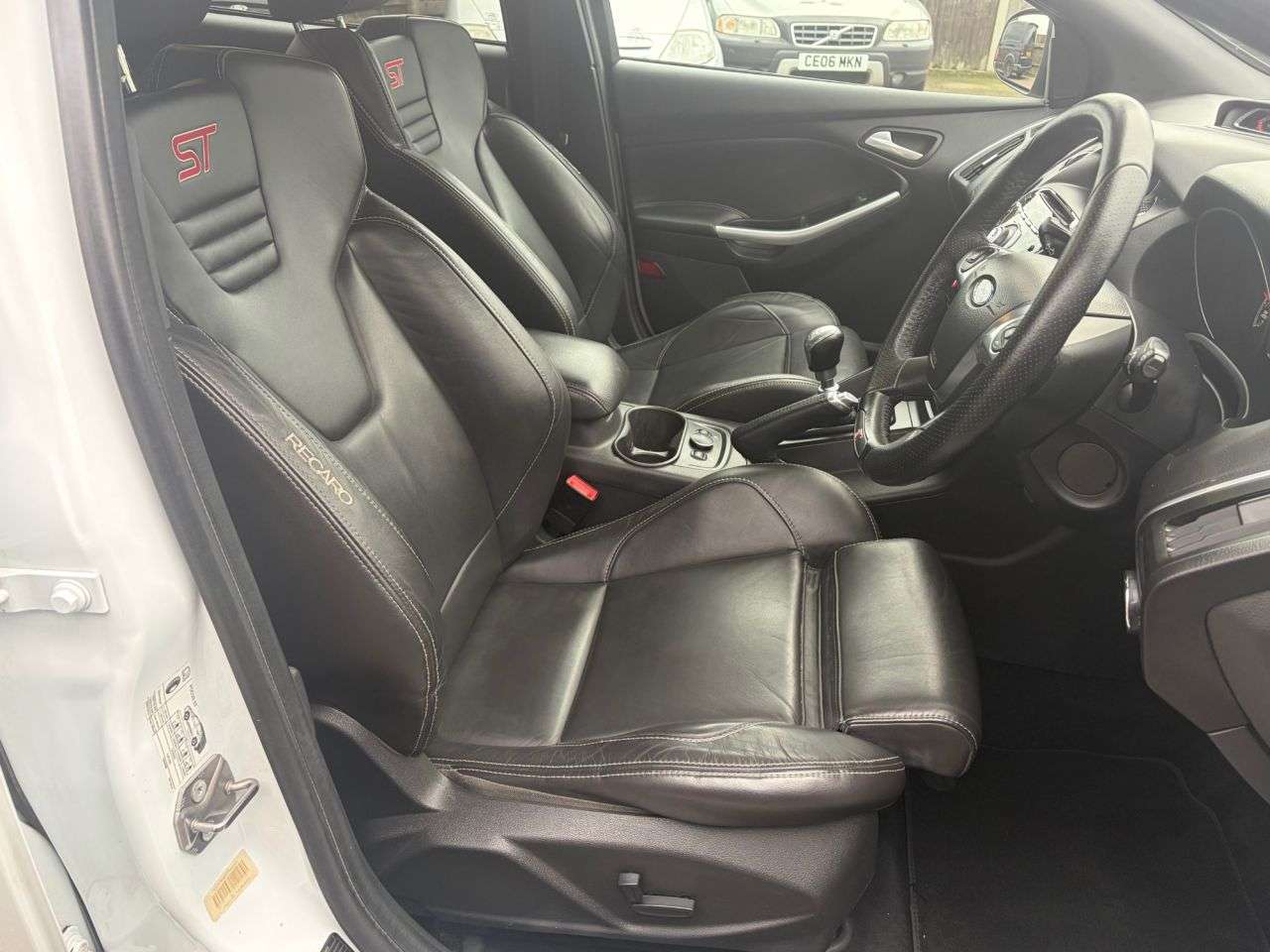 A 2013 FORD FOCUS 2.0T EcoBoost ST-3 Estate 5dr Petrol Manual Euro 5 (s/s) (250 ps) A 2013 FORD FOCUS 2.0T EcoBoost ST-3 Estate 5dr Petrol Manual Euro 5 (s/s) (250 ps)