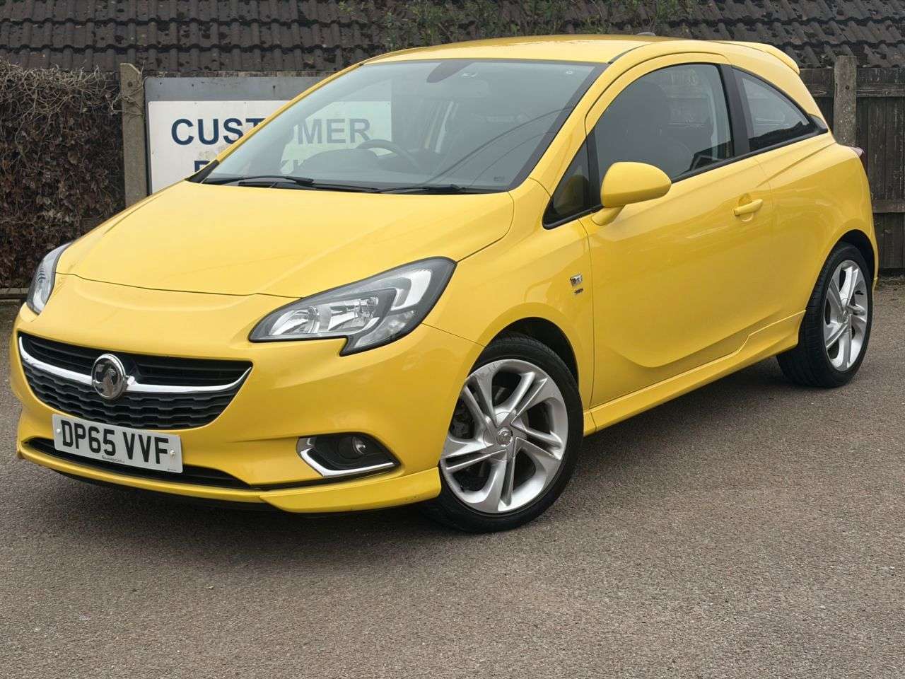 A 2015 VAUXHALL CORSA 1.0i Turbo ecoFLEX SRi VX Line Hatchback 3dr Petrol Manual Euro 6 (s/s) (11 A 2015 VAUXHALL CORSA 1.0i Turbo ecoFLEX SRi VX Line Hatchback 3dr Petrol Manual Euro 6 (s/s) (11