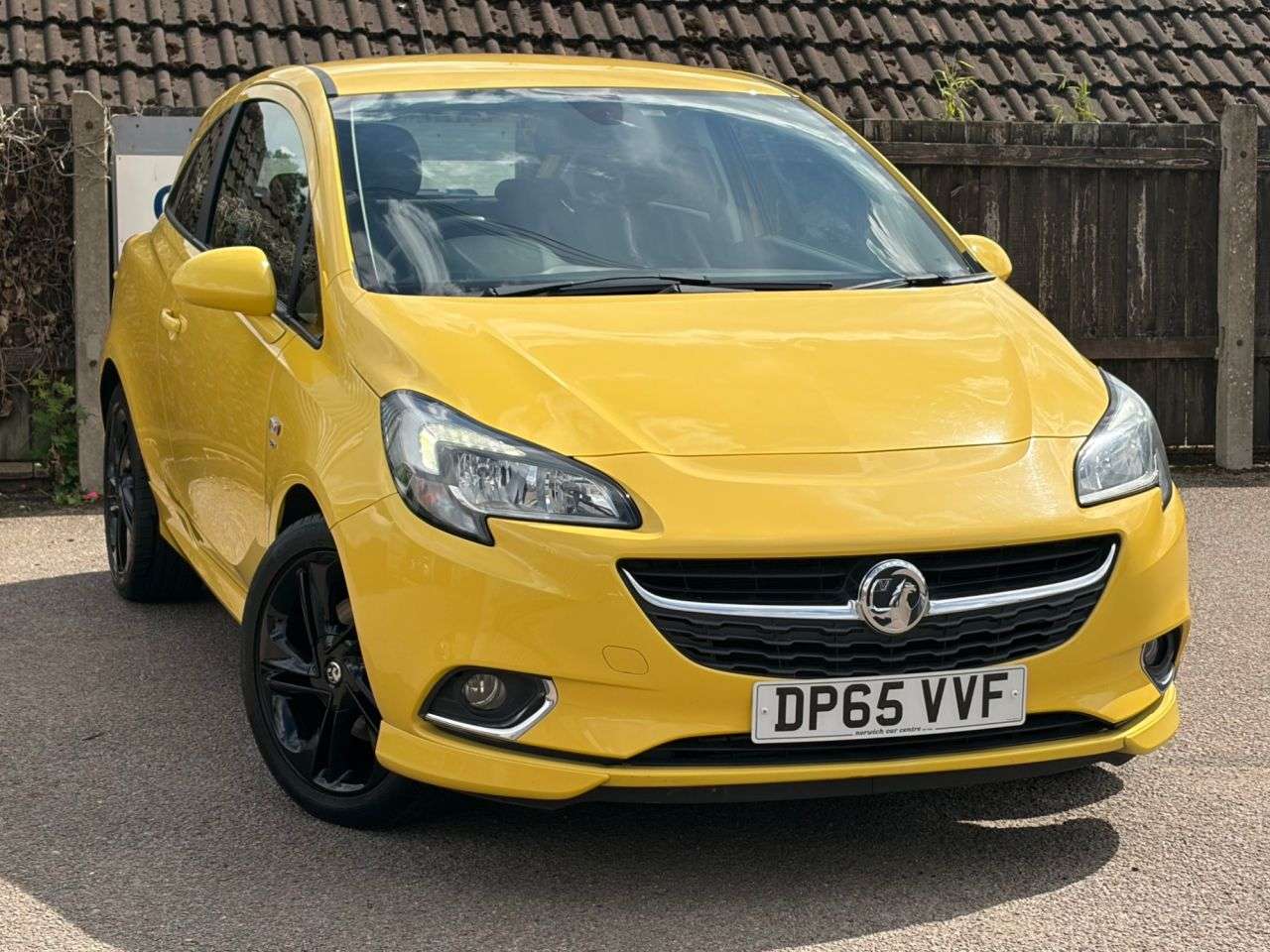 A 2015 VAUXHALL CORSA 1.0i Turbo ecoFLEX SRi VX Line Hatchback 3dr Petrol Manual Euro 6 (s/s) (11 A 2015 VAUXHALL CORSA 1.0i Turbo ecoFLEX SRi VX Line Hatchback 3dr Petrol Manual Euro 6 (s/s) (11