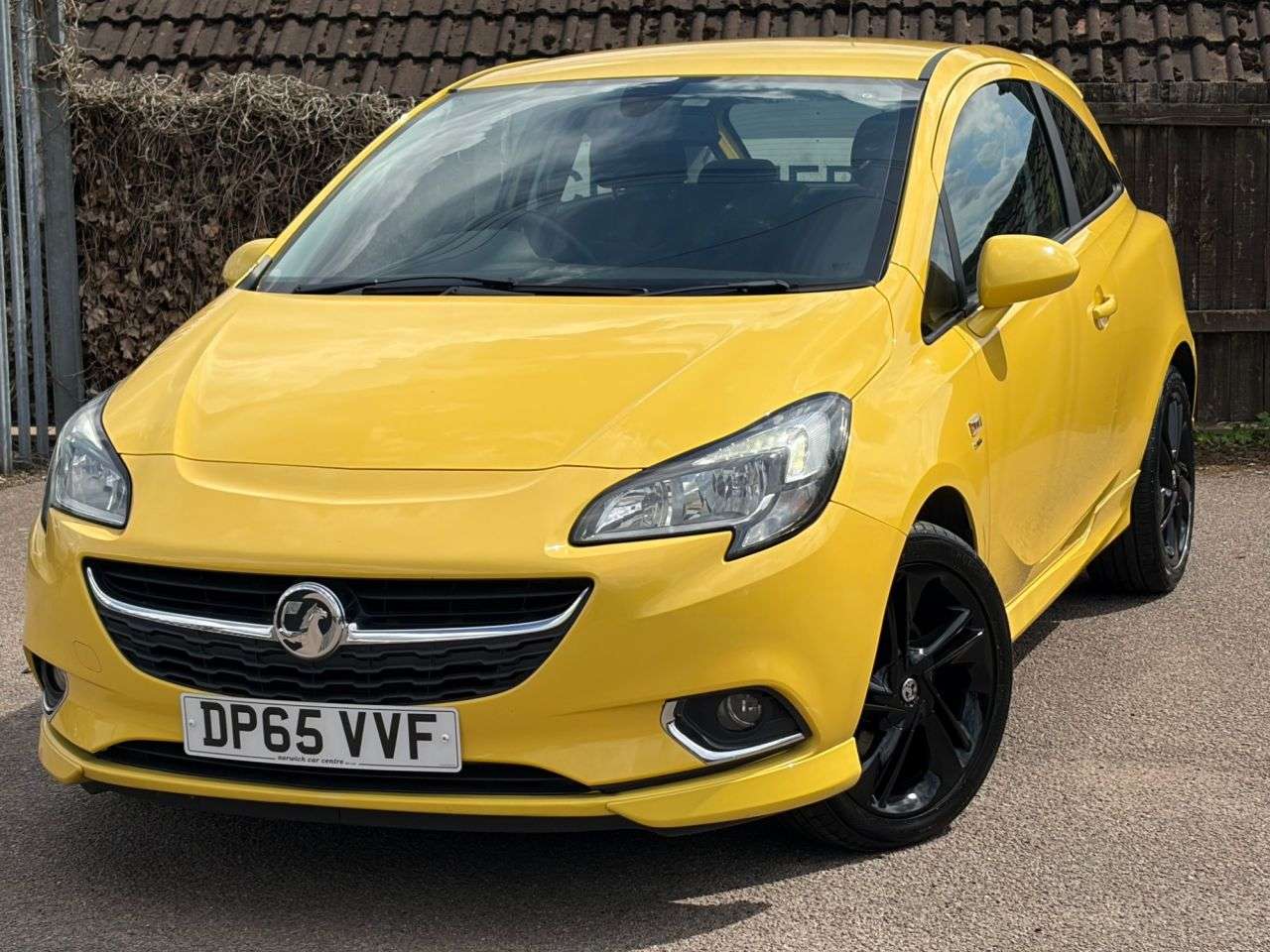A 2015 VAUXHALL CORSA 1.0i Turbo ecoFLEX SRi VX Line Hatchback 3dr Petrol Manual Euro 6 (s/s) (11 A 2015 VAUXHALL CORSA 1.0i Turbo ecoFLEX SRi VX Line Hatchback 3dr Petrol Manual Euro 6 (s/s) (11