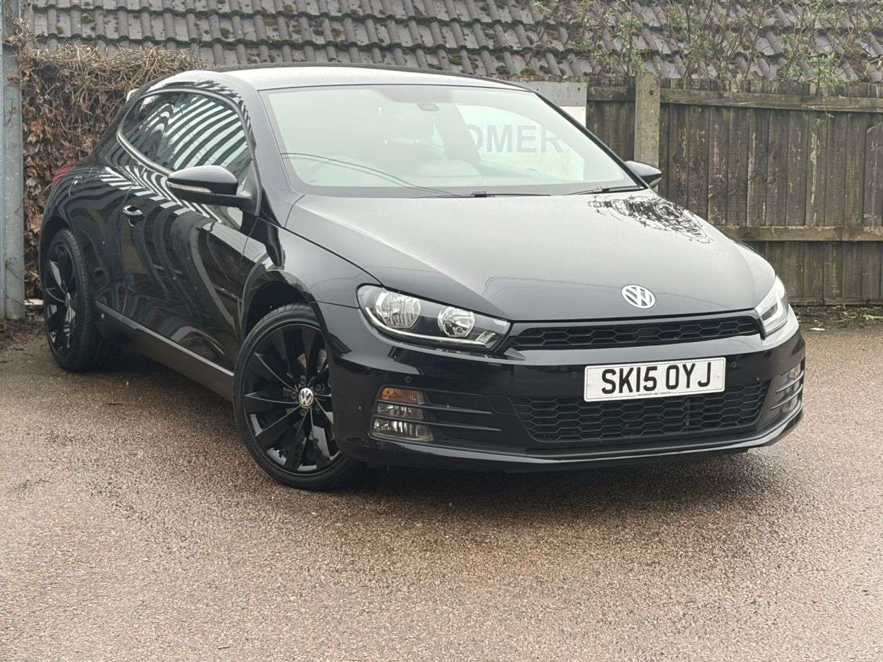 A 2015 VOLKSWAGEN SCIROCCO 2.0 TSI BlueMotion Tech GT Hatchback 3dr Petrol Manual Euro 6 (s/s) (220 ps A 2015 VOLKSWAGEN SCIROCCO 2.0 TSI BlueMotion Tech GT Hatchback 3dr Petrol Manual Euro 6 (s/s) (220 ps