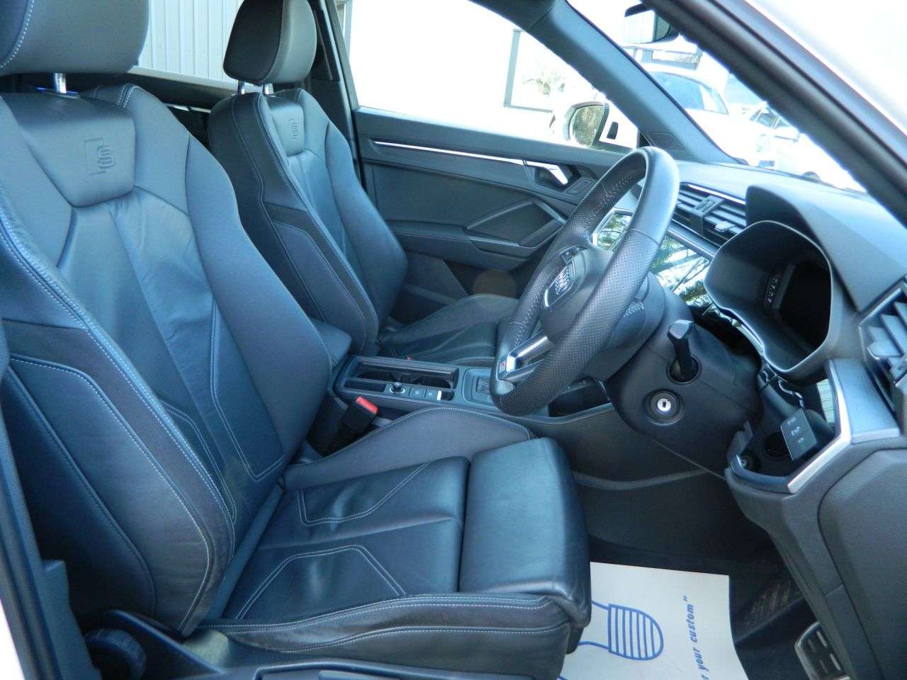 2019 AUDI Q3 2019 AUDI Q3