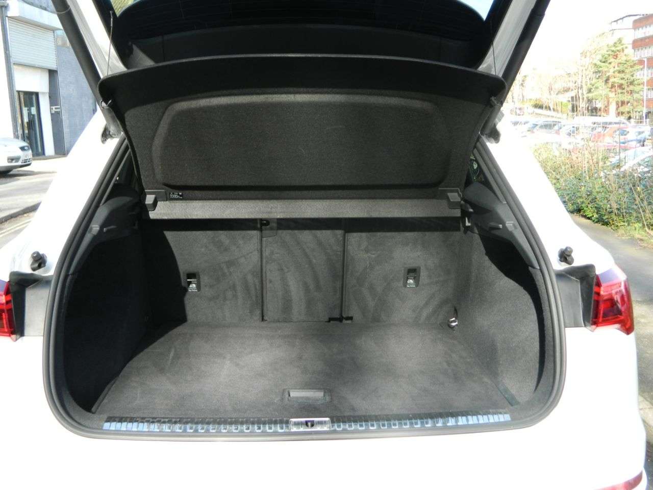 2019 AUDI Q3 2019 AUDI Q3