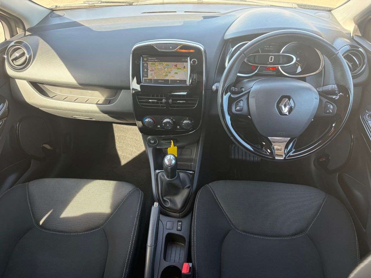 2013 RENAULT CLIO 2013 RENAULT CLIO