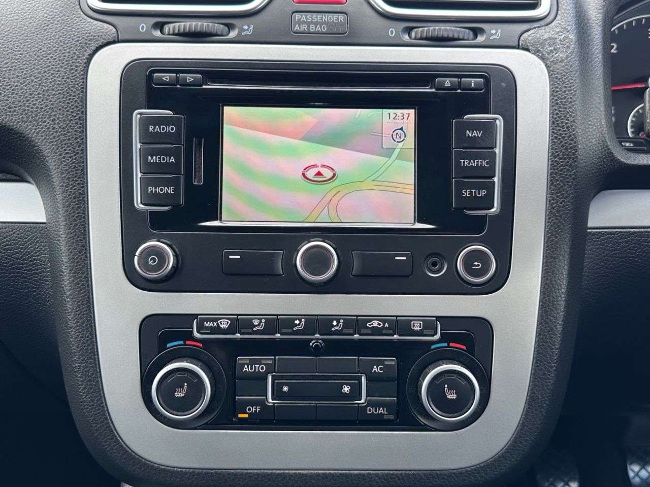 A 2012 VOLKSWAGEN SCIROCCO 2.0 TDI BlueMotion Tech GT Hatchback 3dr Diesel Manual Euro 5 (s/s) (140 ps A 2012 VOLKSWAGEN SCIROCCO 2.0 TDI BlueMotion Tech GT Hatchback 3dr Diesel Manual Euro 5 (s/s) (140 ps