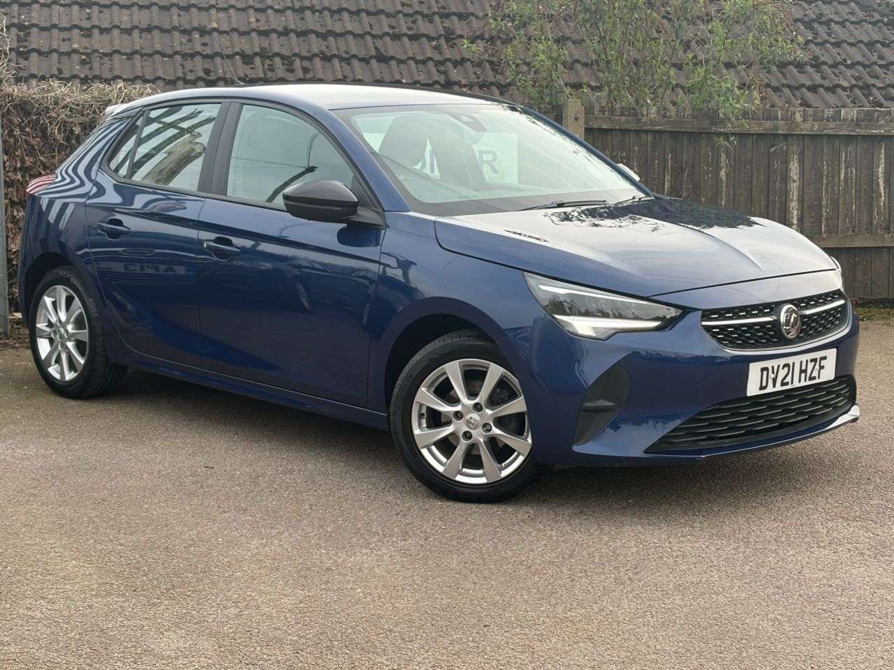 A 2021 VAUXHALL CORSA 1.2 SE Premium Hatchback 5dr Petrol Manual Euro 6 (75 ps) A 2021 VAUXHALL CORSA 1.2 SE Premium Hatchback 5dr Petrol Manual Euro 6 (75 ps)