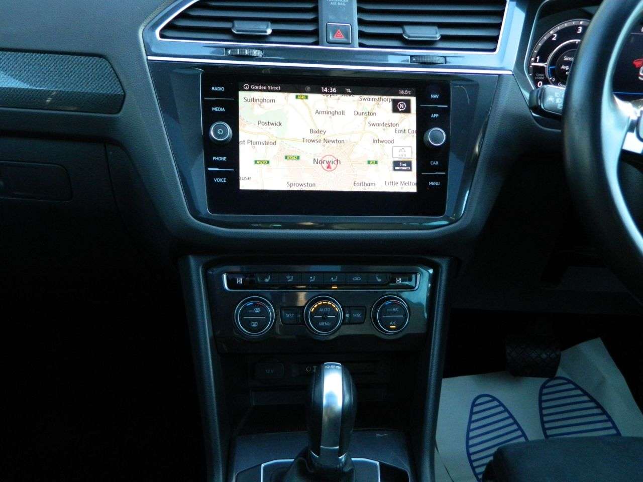 2017 VOLKSWAGEN TIGUAN 2017 VOLKSWAGEN TIGUAN