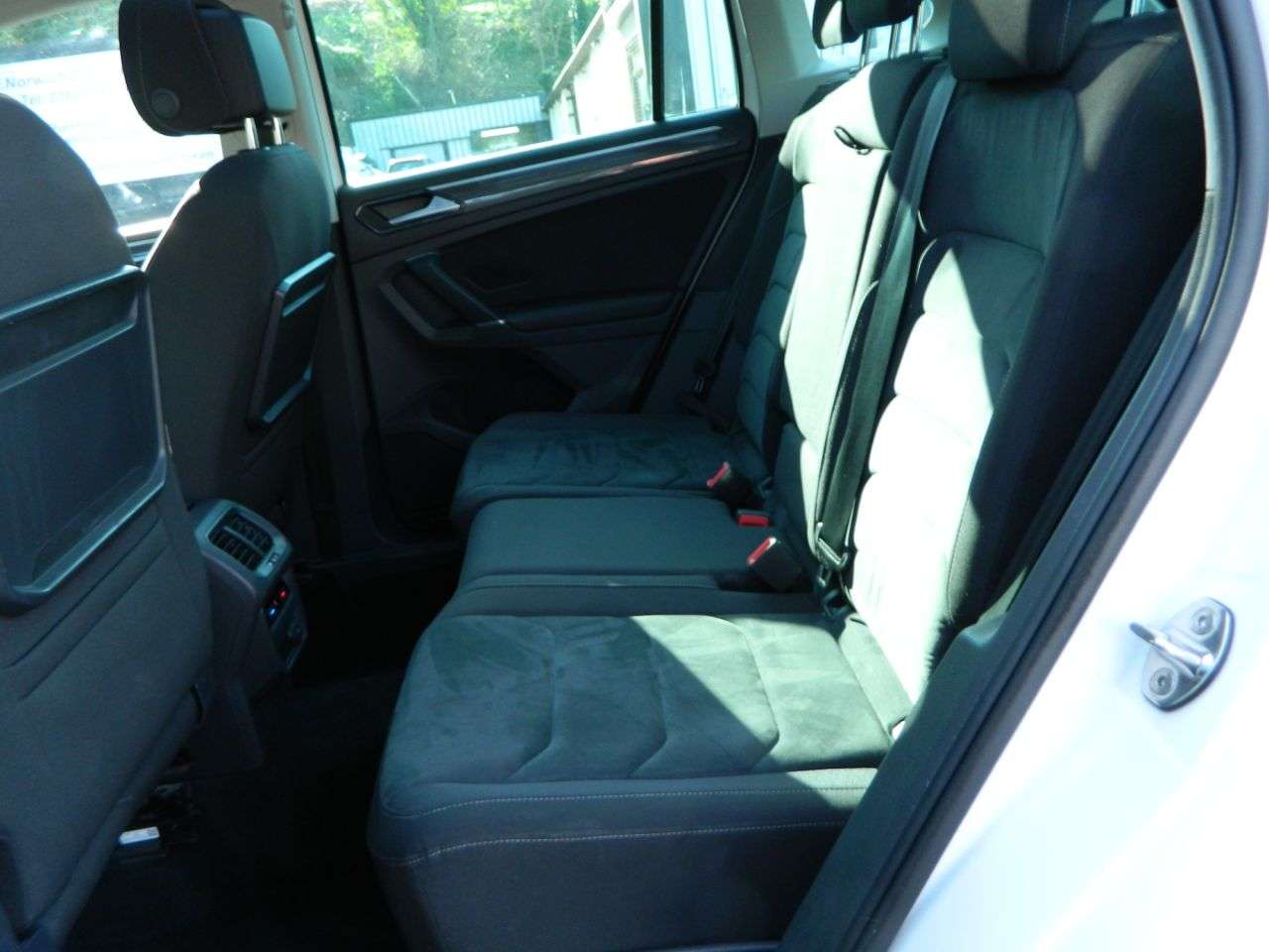 2017 VOLKSWAGEN TIGUAN 2017 VOLKSWAGEN TIGUAN