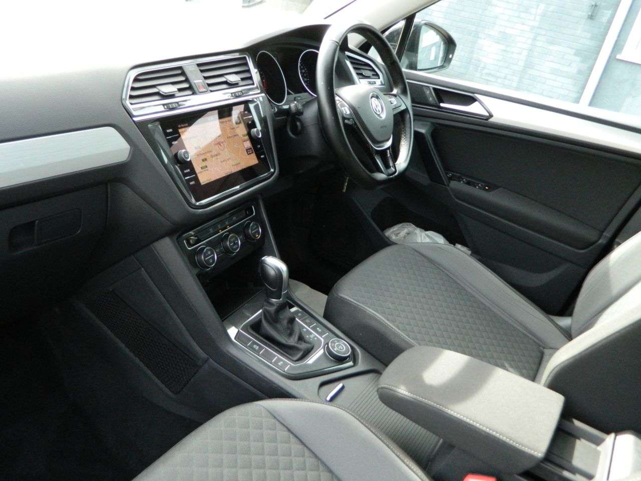 2017 VOLKSWAGEN TIGUAN 2017 VOLKSWAGEN TIGUAN