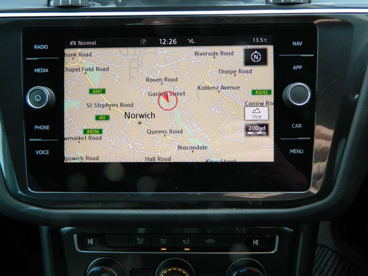 2017 VOLKSWAGEN TIGUAN 2017 VOLKSWAGEN TIGUAN