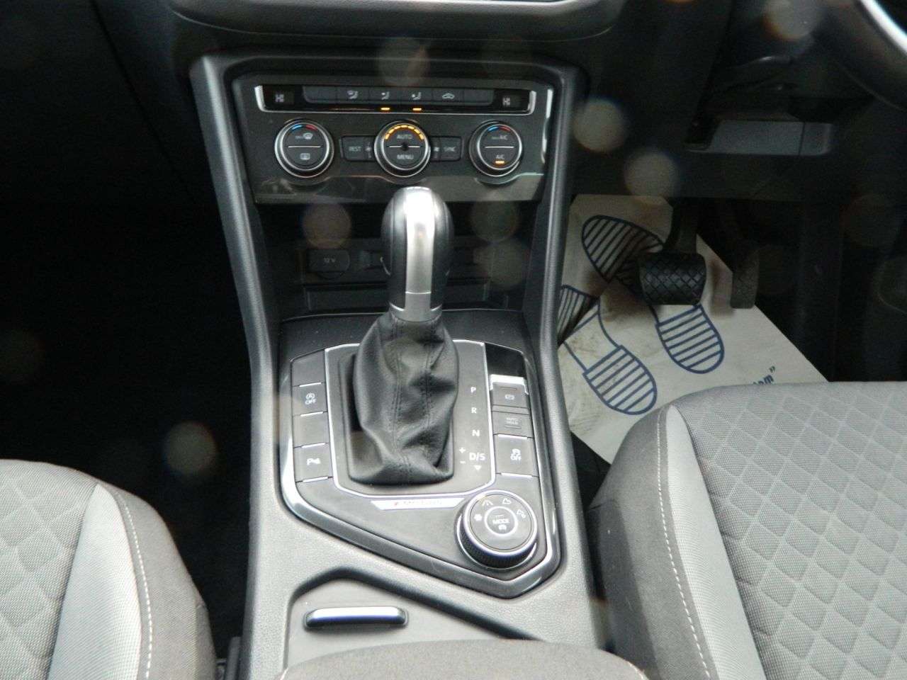 2017 VOLKSWAGEN TIGUAN 2017 VOLKSWAGEN TIGUAN