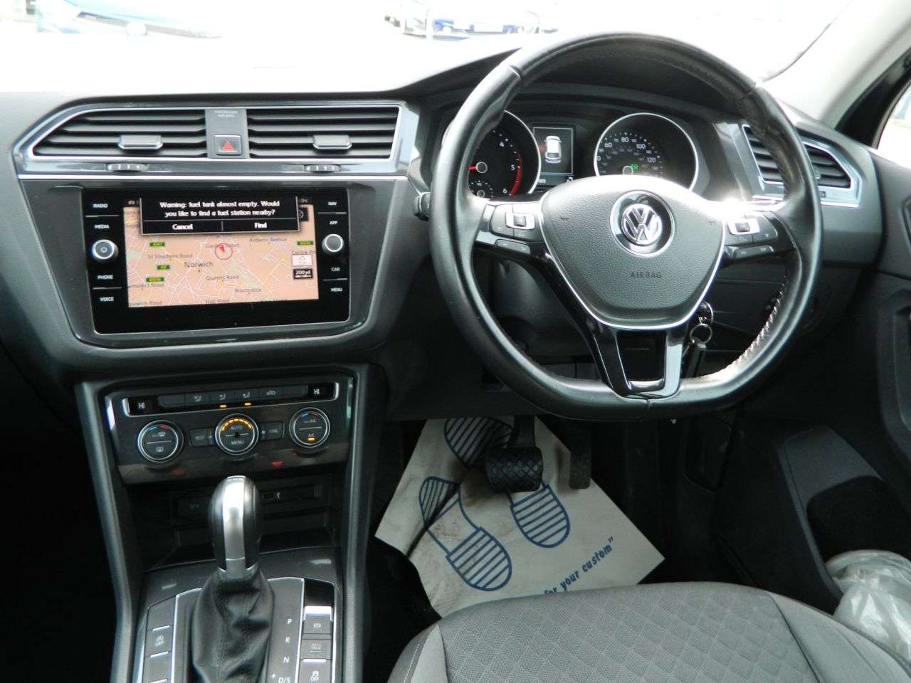 2017 VOLKSWAGEN TIGUAN 2017 VOLKSWAGEN TIGUAN