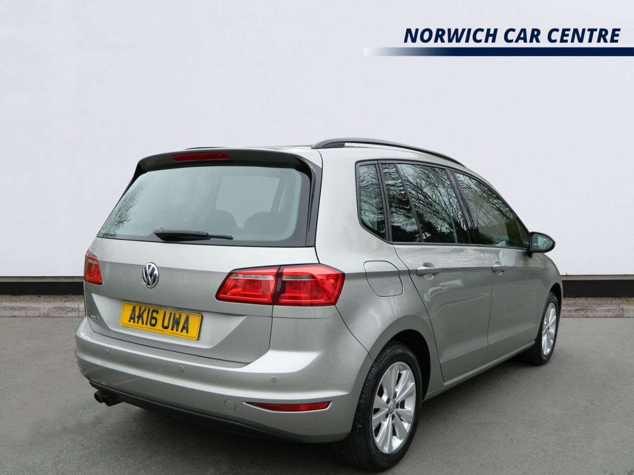 2016 VOLKSWAGEN GOLF SV 2016 VOLKSWAGEN GOLF SV