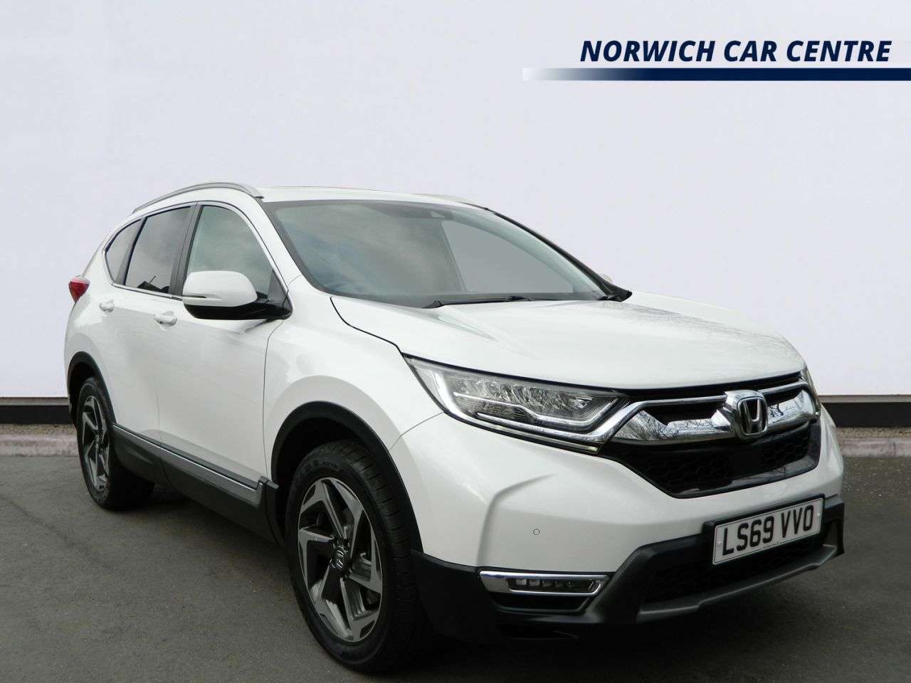 A 2019 HONDA CR-V 1.5 VTEC Turbo EX SUV 5dr Petrol CVT 4WD Euro 6 (193 ps) REVERSING CAMERA P A 2019 HONDA CR-V 1.5 VTEC Turbo EX SUV 5dr Petrol CVT 4WD Euro 6 (193 ps) REVERSING CAMERA P