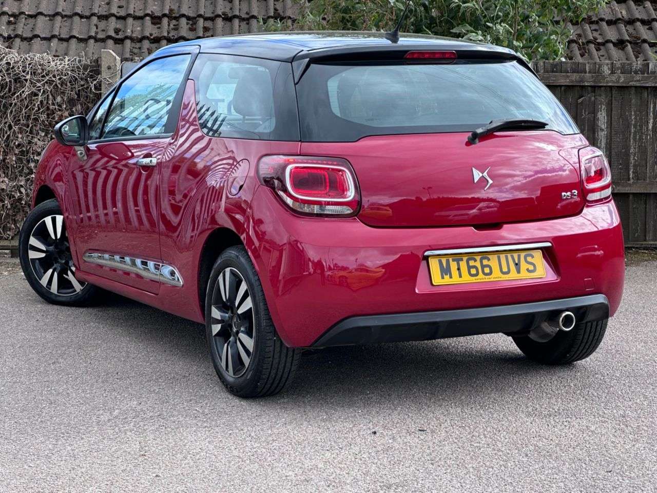 2017 DS AUTOMOBILES DS 3 2017 DS AUTOMOBILES DS 3