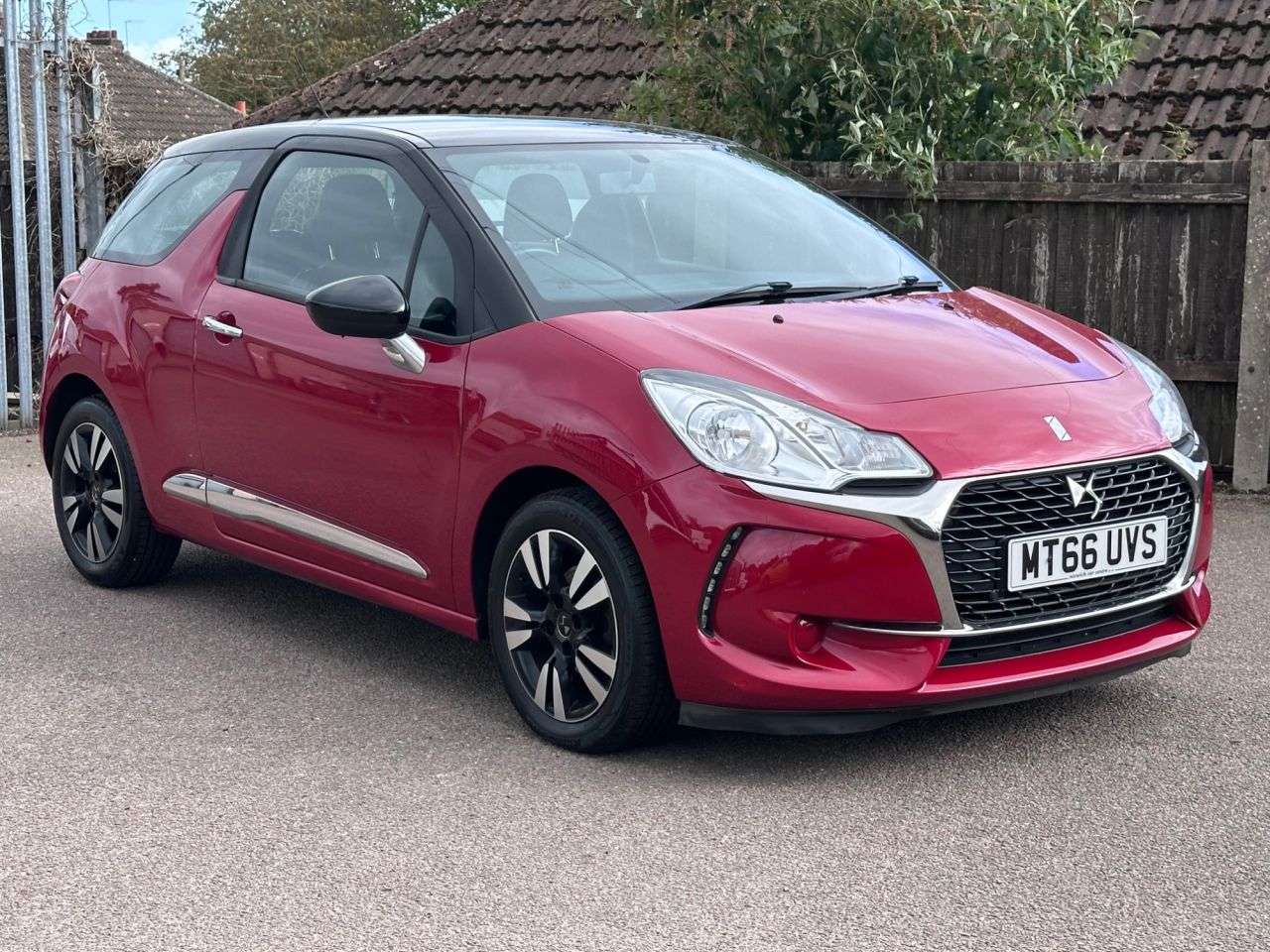 2017 DS AUTOMOBILES DS 3 2017 DS AUTOMOBILES DS 3