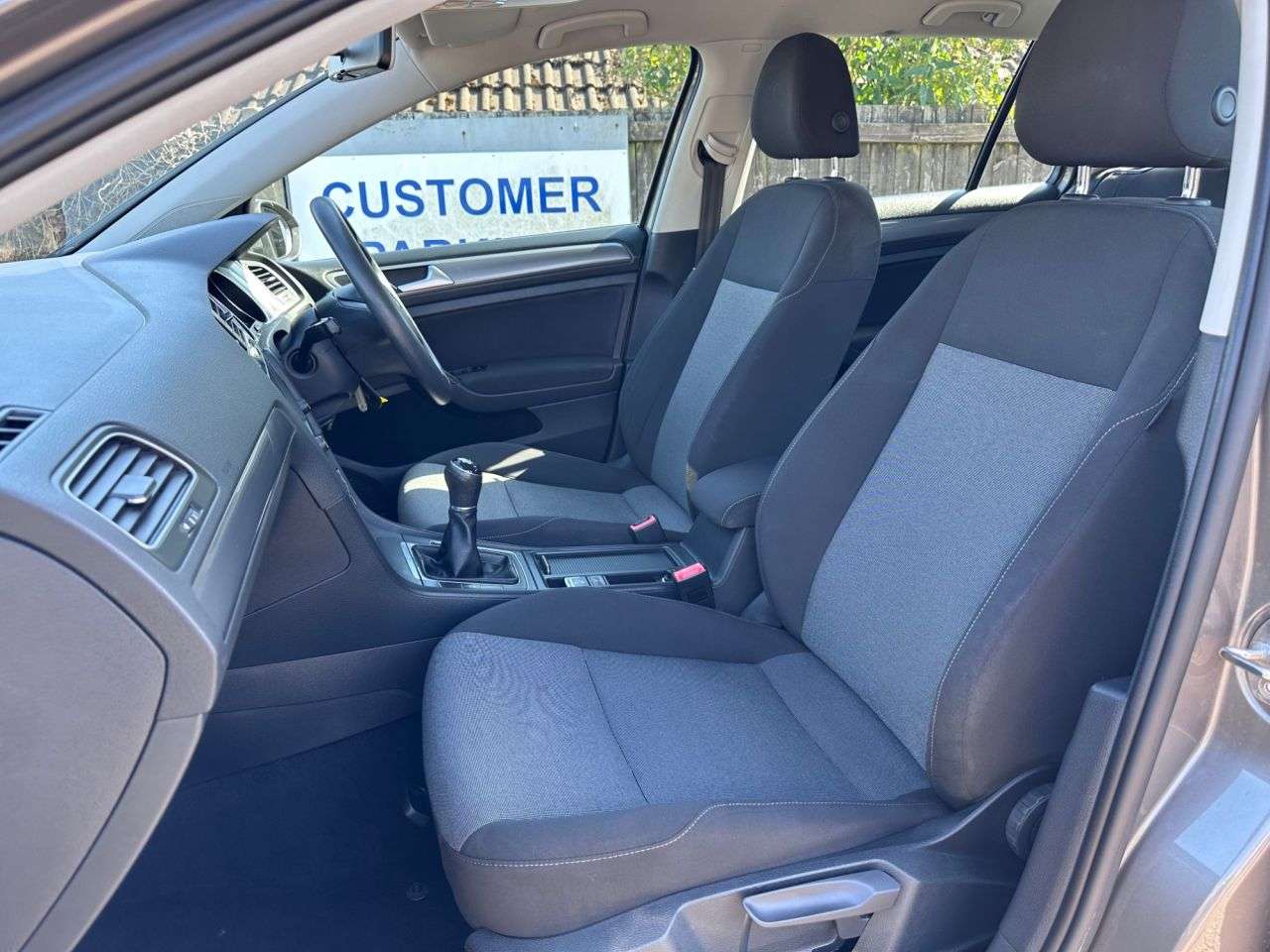 2017 VOLKSWAGEN GOLF 2017 VOLKSWAGEN GOLF