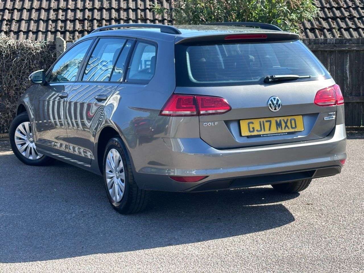 2017 VOLKSWAGEN GOLF 2017 VOLKSWAGEN GOLF