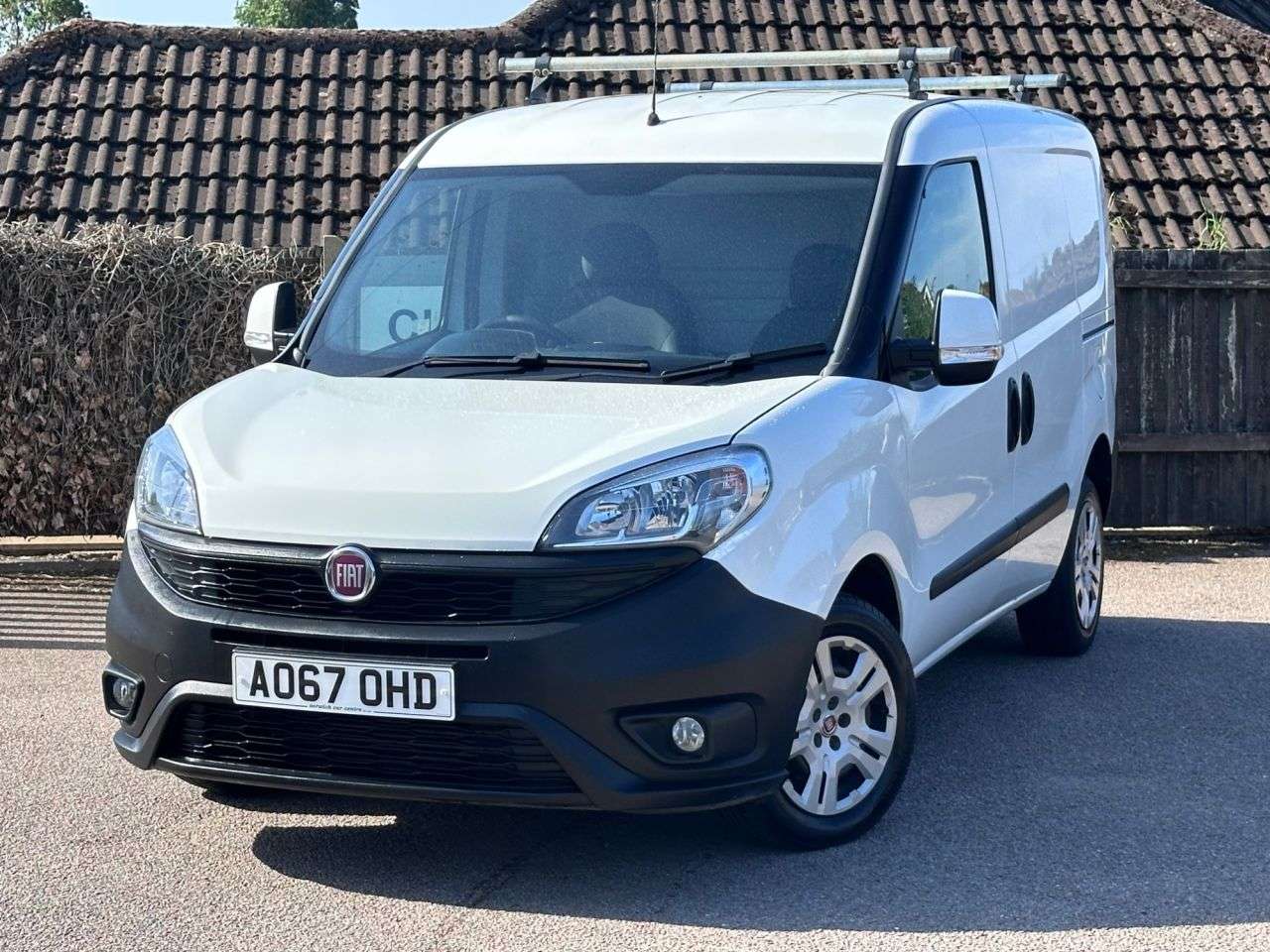 A 2017 FIAT DOBLO 1.3 MultiJetII SX Panel Van 5dr Diesel Manual L1 H1 Euro 6 (95 bhp) A 2017 FIAT DOBLO 1.3 MultiJetII SX Panel Van 5dr Diesel Manual L1 H1 Euro 6 (95 bhp)