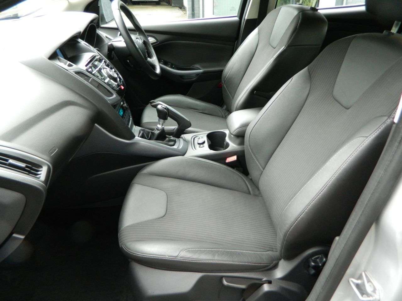 2011 FORD FOCUS 2011 FORD FOCUS