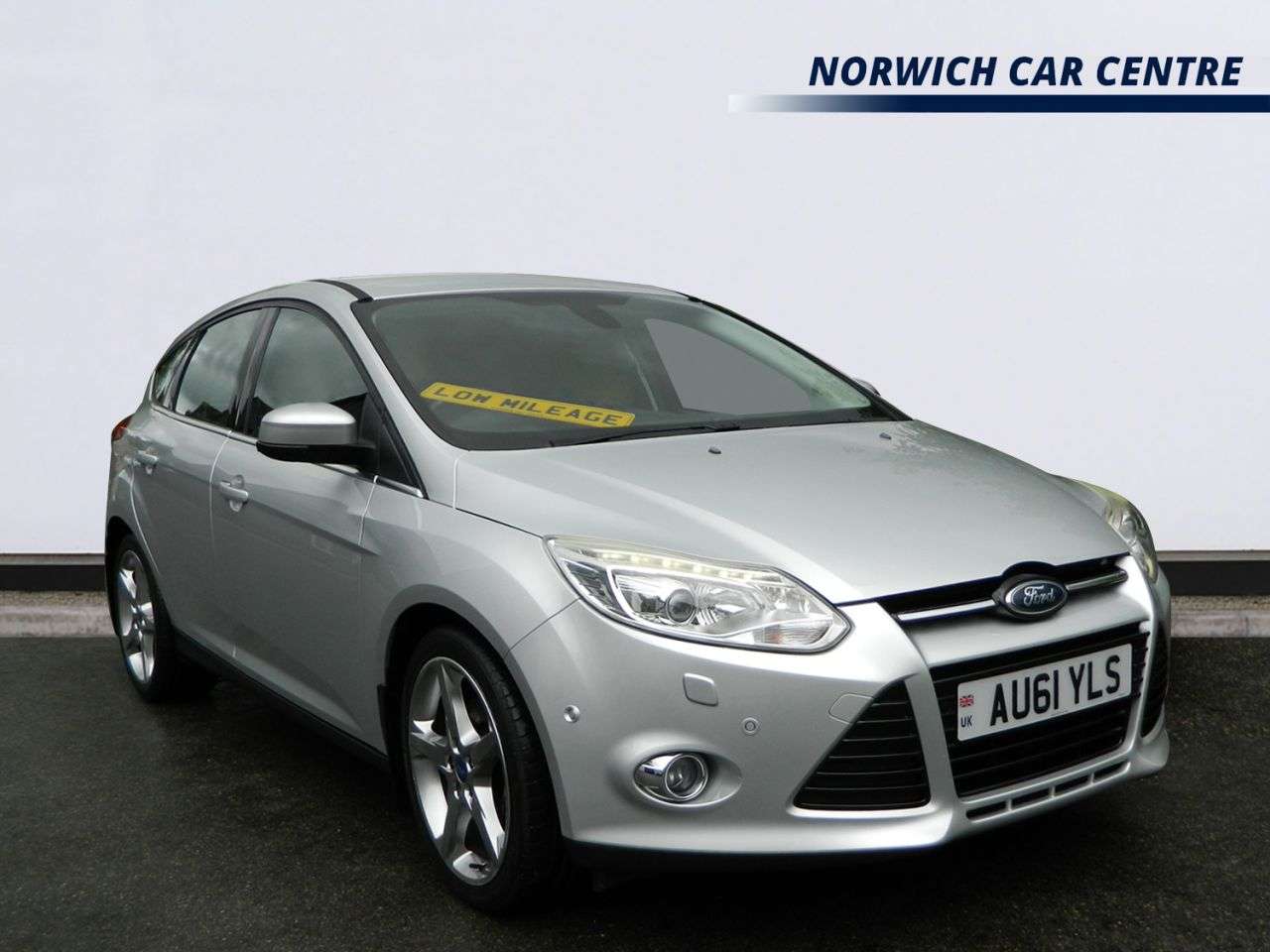 A 2011 FORD FOCUS 1.6T EcoBoost Titanium X Hatchback 5dr Petrol Manual Euro 5 (s/s) (150 ps) A 2011 FORD FOCUS 1.6T EcoBoost Titanium X Hatchback 5dr Petrol Manual Euro 5 (s/s) (150 ps)