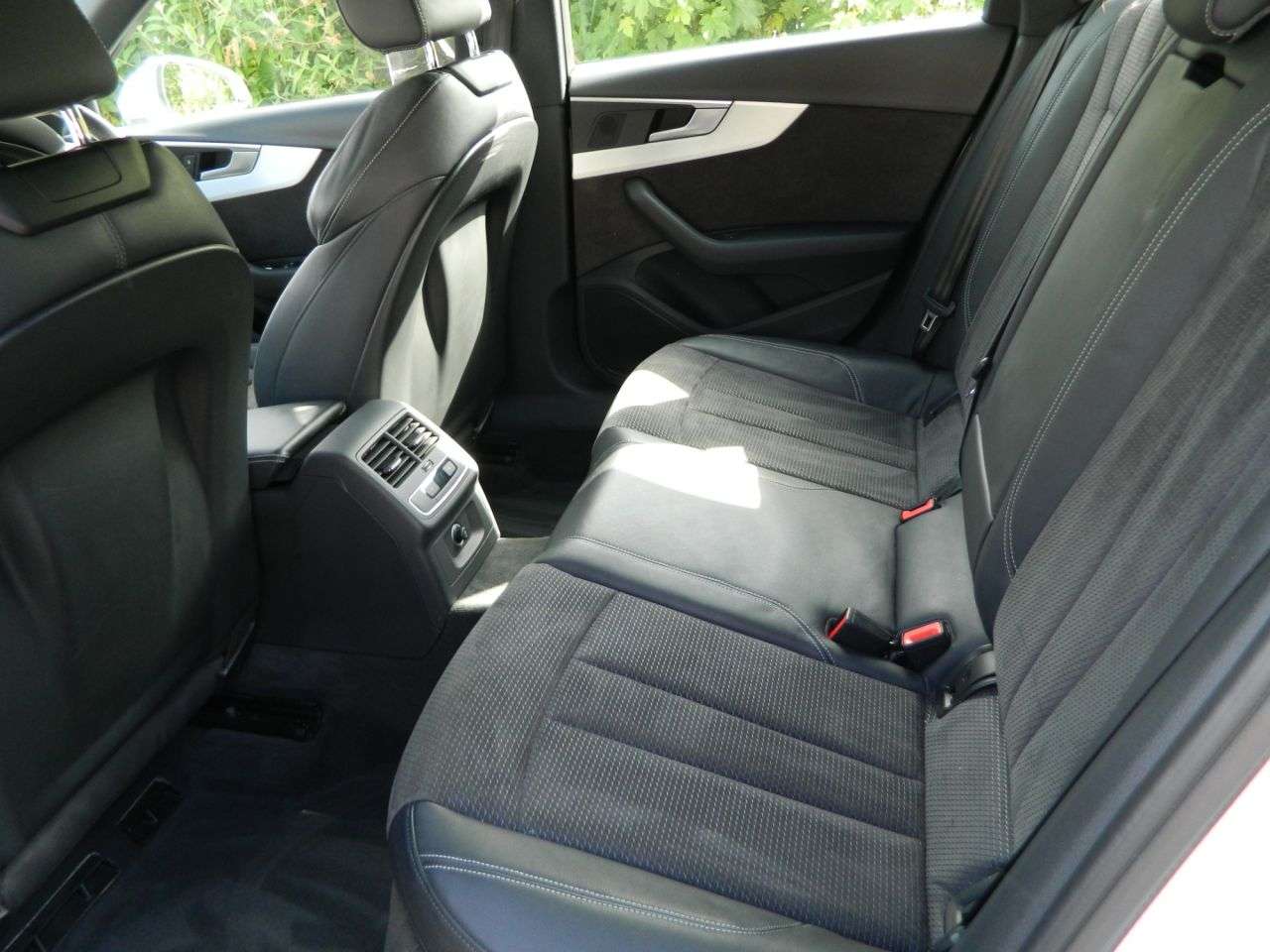 2018 AUDI A4 AVANT 2018 AUDI A4 AVANT