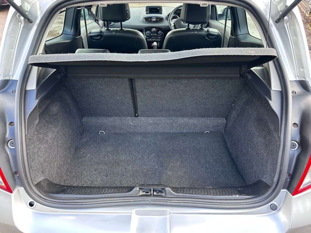 2011 RENAULT CLIO 2011 RENAULT CLIO