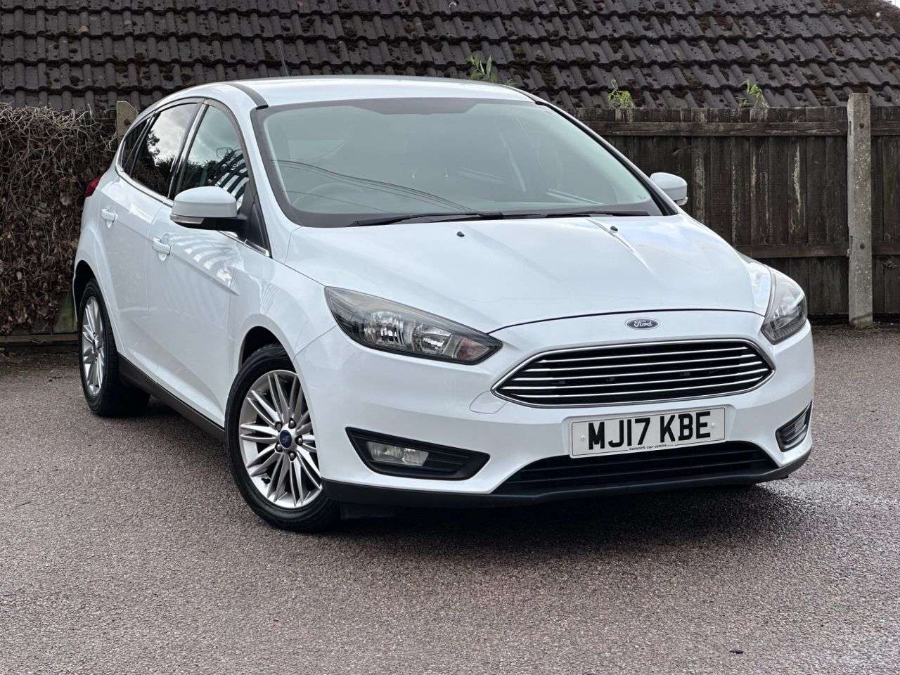 A 2017 FORD FOCUS 1.5 TDCi Zetec Edition Hatchback 5dr Diesel Powershift Euro 6 (s/s) (120 ps A 2017 FORD FOCUS 1.5 TDCi Zetec Edition Hatchback 5dr Diesel Powershift Euro 6 (s/s) (120 ps