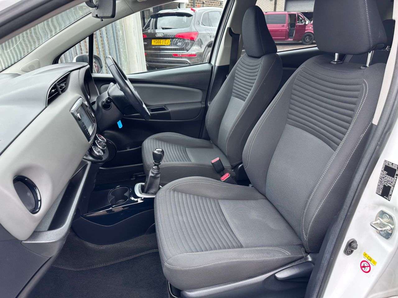 2017 TOYOTA YARIS 2017 TOYOTA YARIS