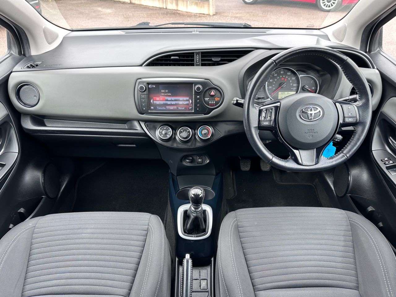 2017 TOYOTA YARIS 2017 TOYOTA YARIS