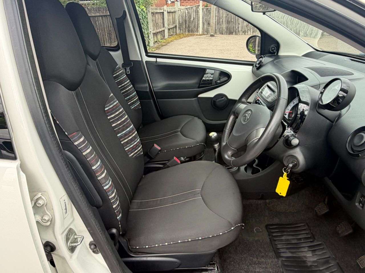 A 2013 CITROEN C1 1.0i VTR+ Hatchback 5dr Petrol Manual Euro 5 (68 ps) A 2013 CITROEN C1 1.0i VTR+ Hatchback 5dr Petrol Manual Euro 5 (68 ps)