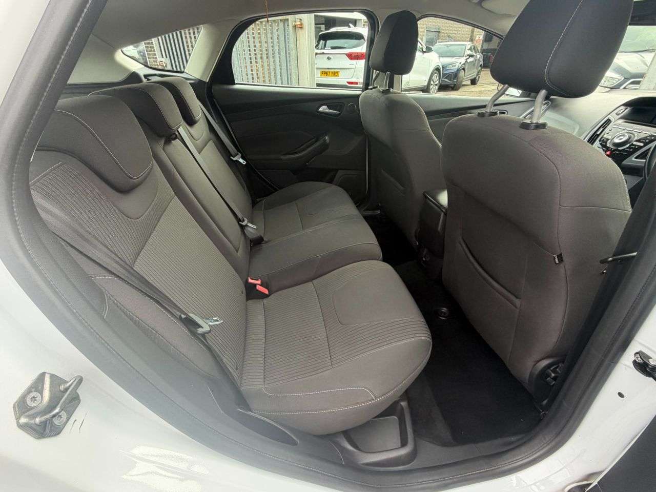 A 2014 FORD FOCUS 1.6 TDCi Titanium Navigator Hatchback 5dr Diesel Manual Euro 5 (s/s) (115 p A 2014 FORD FOCUS 1.6 TDCi Titanium Navigator Hatchback 5dr Diesel Manual Euro 5 (s/s) (115 p