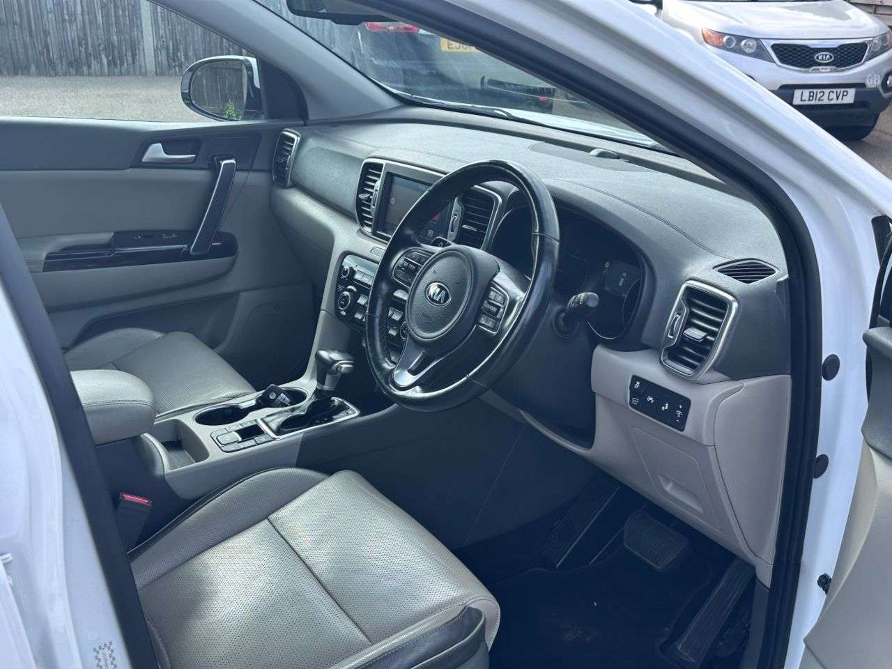 2017 KIA SPORTAGE 2017 KIA SPORTAGE