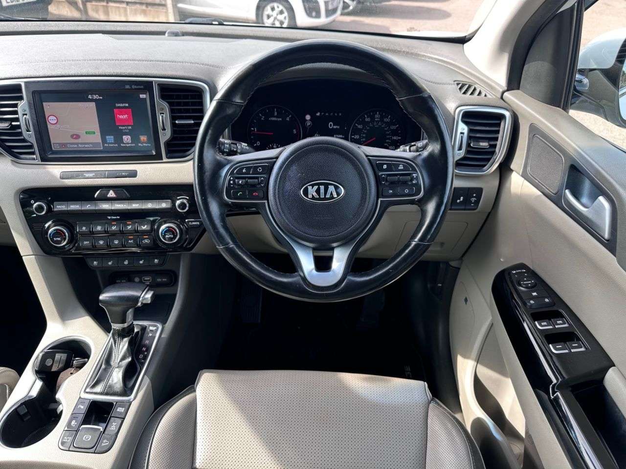 2017 KIA SPORTAGE 2017 KIA SPORTAGE