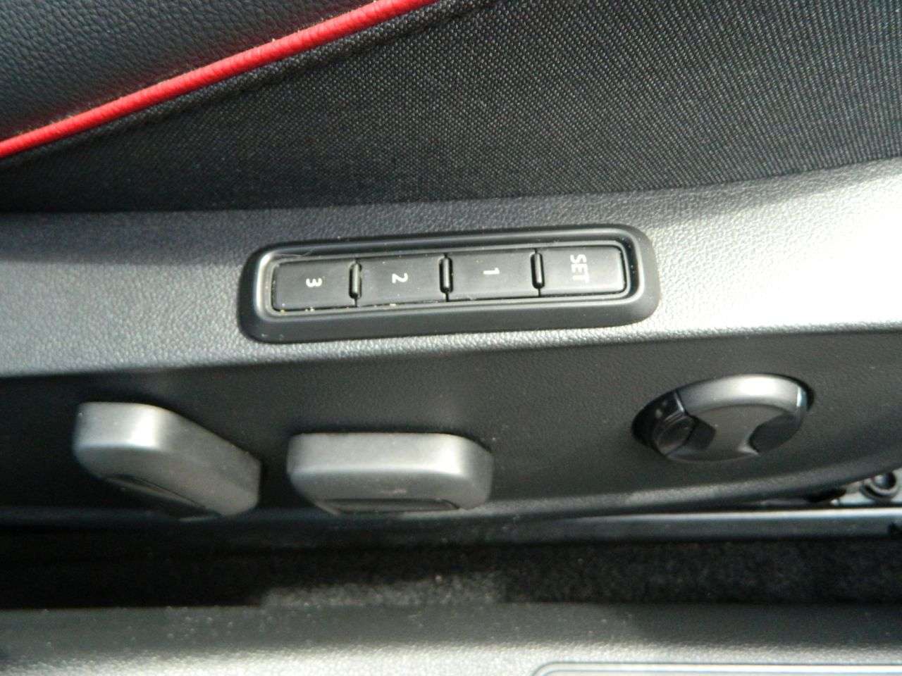 2024 VOLKSWAGEN GOLF 2024 VOLKSWAGEN GOLF