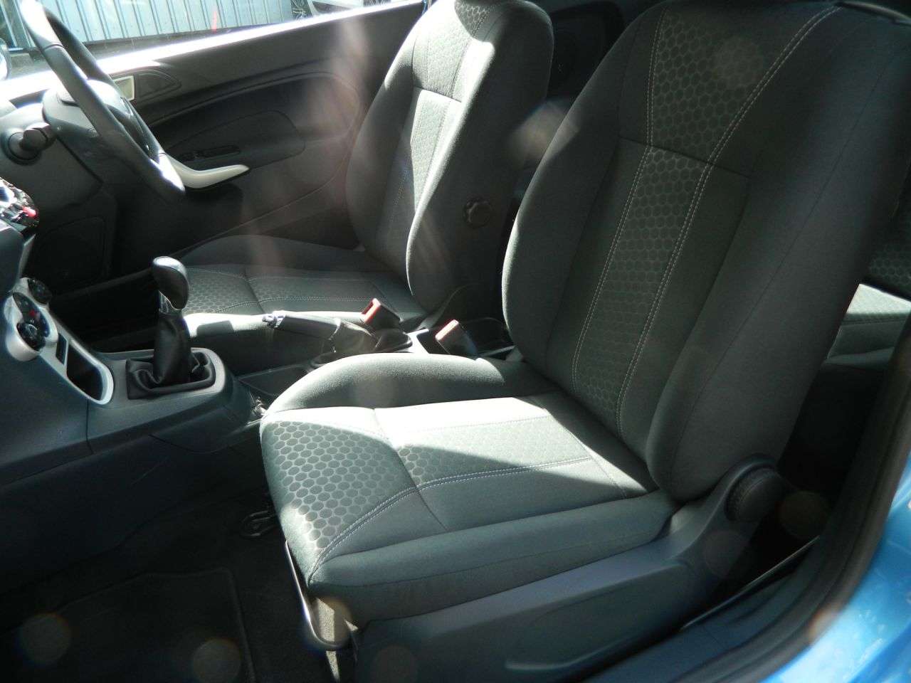 2011 FORD FIESTA 2011 FORD FIESTA