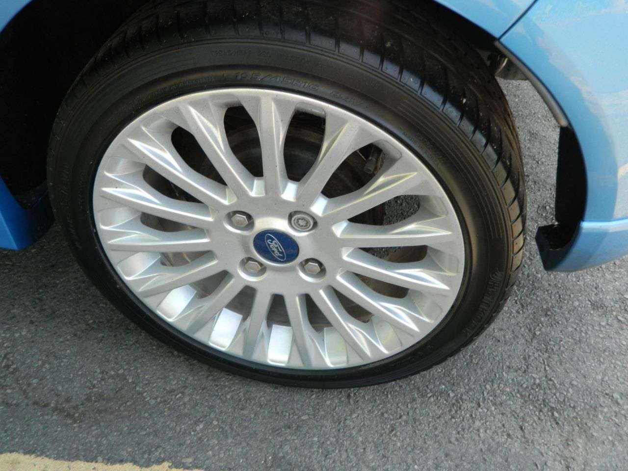 2011 FORD FIESTA 2011 FORD FIESTA