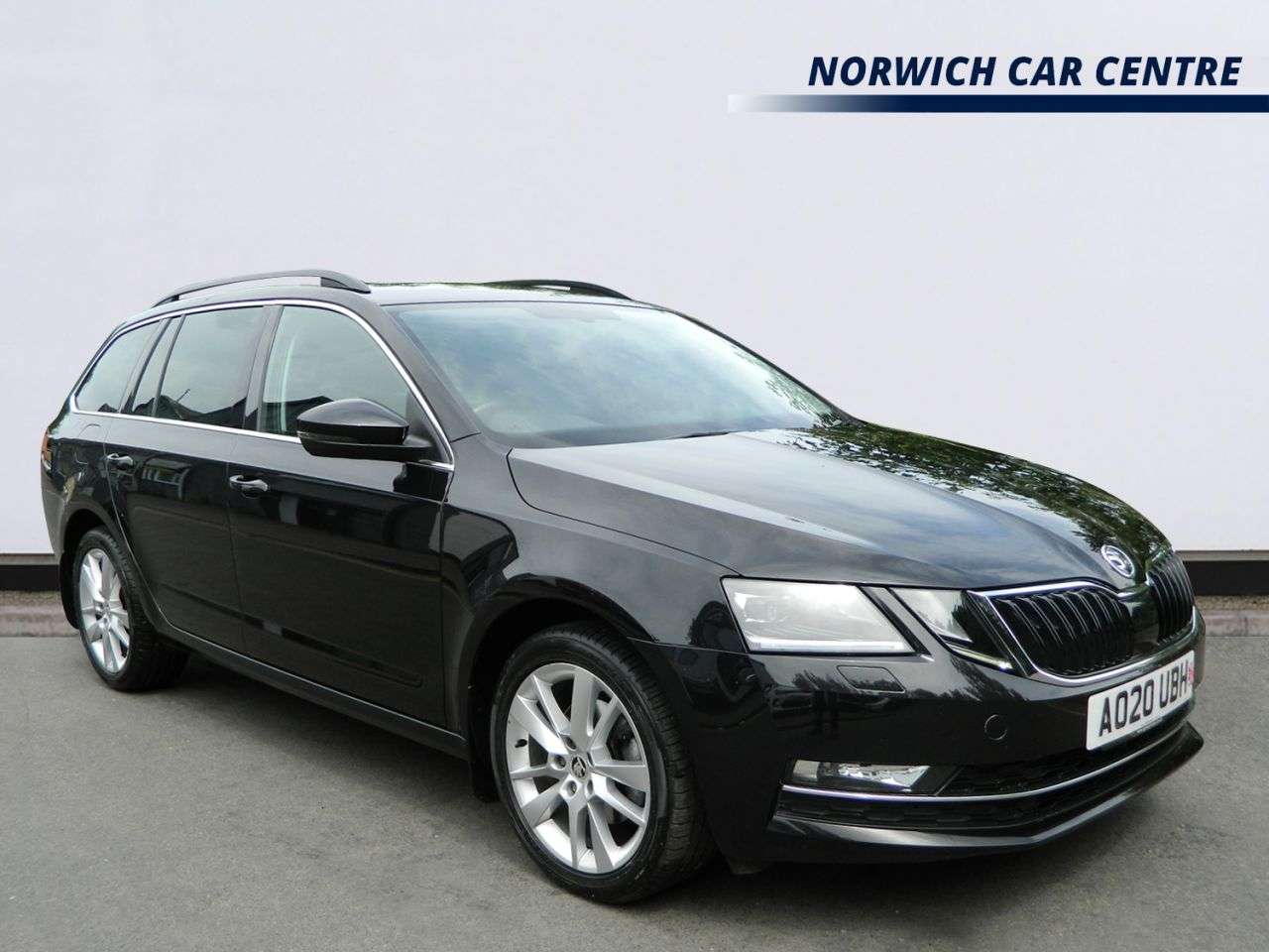 A 2020 SKODA OCTAVIA 1.5 TSI GPF ACT SE L Estate 5dr Petrol DSG Euro 6 (s/s) (150 ps) LANE ASSIS A 2020 SKODA OCTAVIA 1.5 TSI GPF ACT SE L Estate 5dr Petrol DSG Euro 6 (s/s) (150 ps) LANE ASSIS