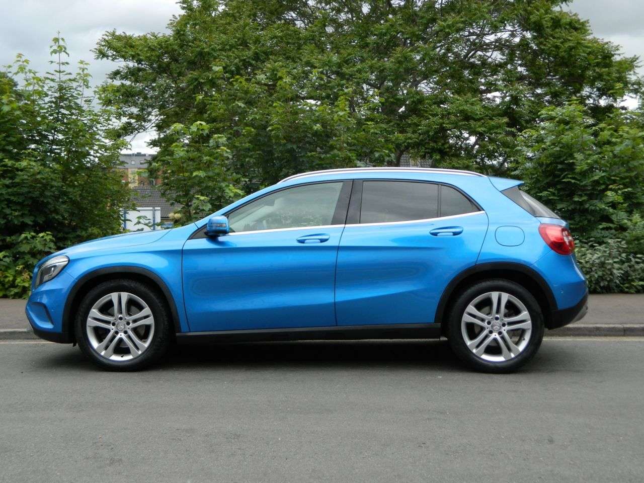 A 2014 MERCEDES-BENZ GLA 2.0 GLA250 SE SUV 5dr Petrol G-Tronic 4MATIC Euro 6 (s/s) (211 ps) PAN SUNR A 2014 MERCEDES-BENZ GLA 2.0 GLA250 SE SUV 5dr Petrol G-Tronic 4MATIC Euro 6 (s/s) (211 ps) PAN SUNR